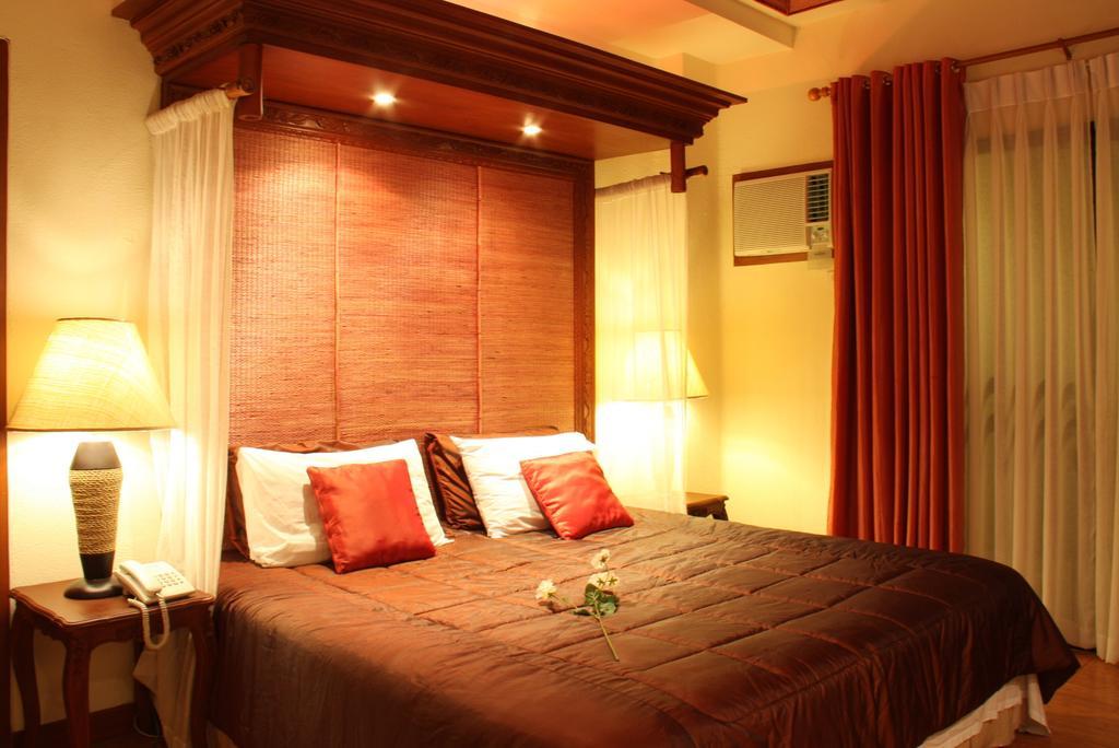 Java Hotel Laoag Extérieur photo