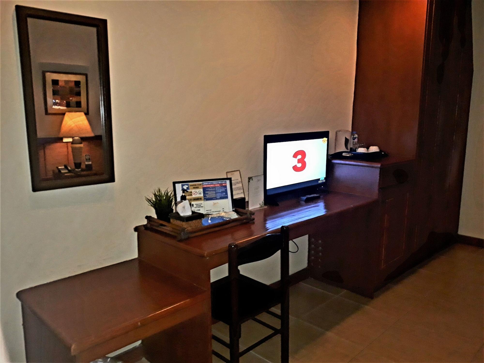 Java Hotel Laoag Extérieur photo