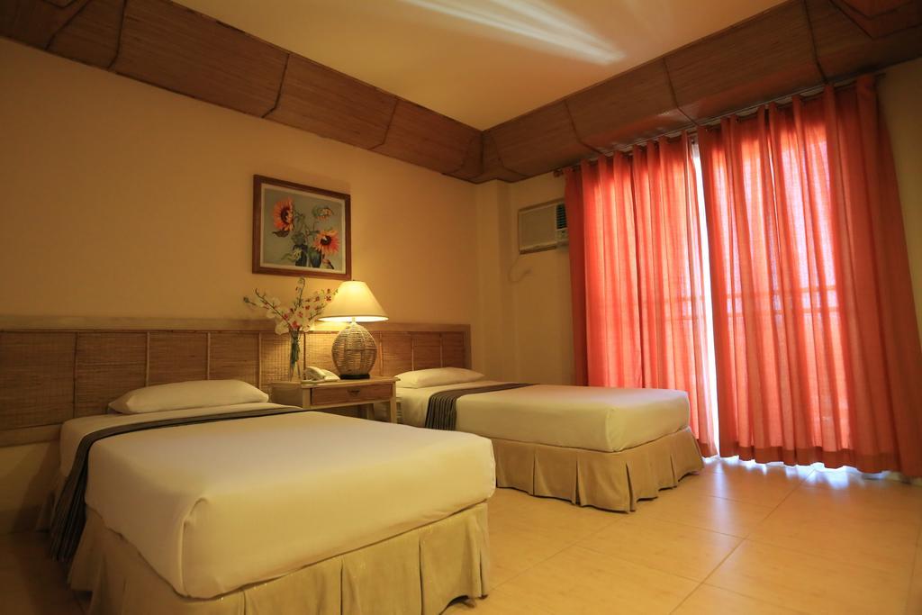 Java Hotel Laoag Extérieur photo