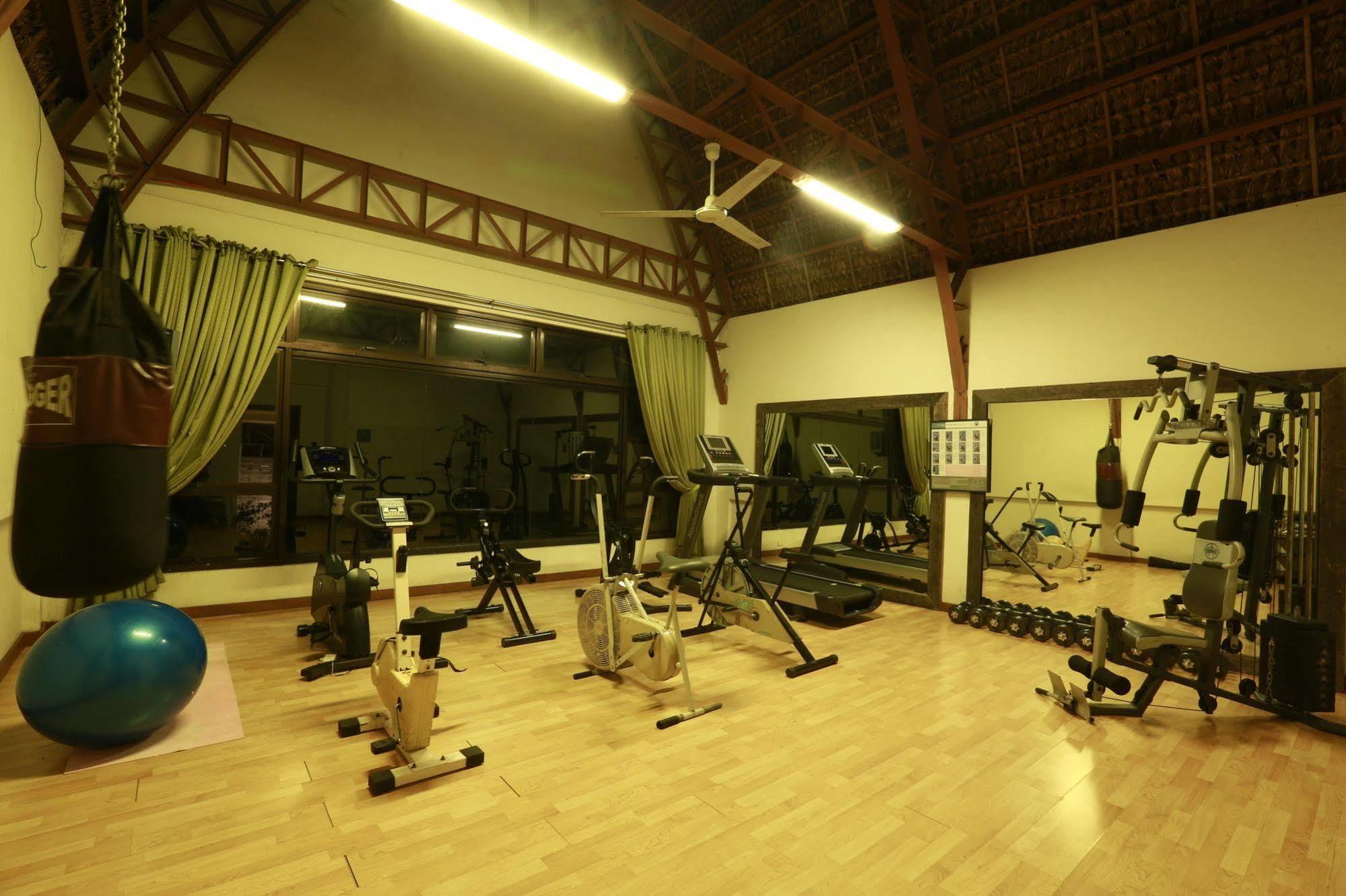 Java Hotel Laoag Extérieur photo